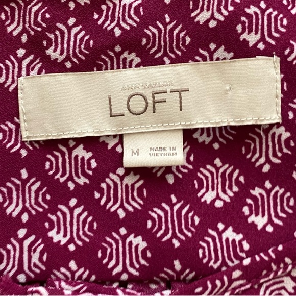 Bundle of 5 Women Blouses - Picture 4 of 16